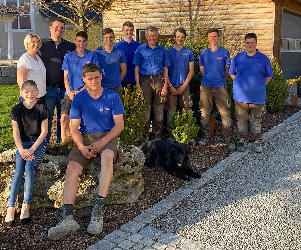 Das Team von Bruckmeier Garten- und Landschaftsbau.